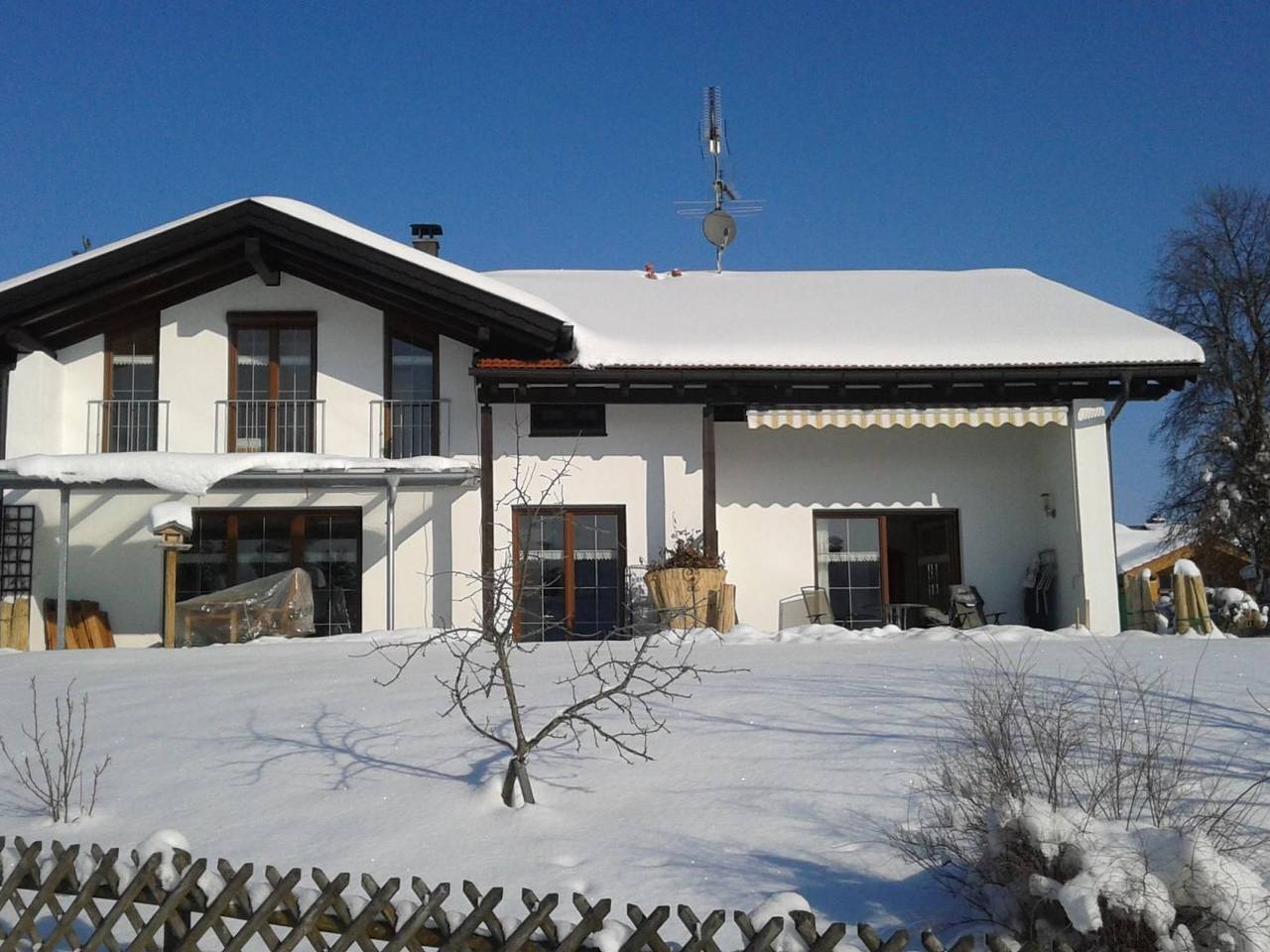 Ganze Wohnung, Appartement mit Terrasse in Bad Bayersoien, Romantische Straße