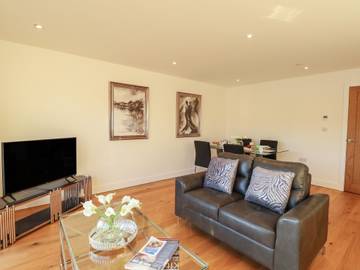 Apartment for 4 People in Weymouth, Jurassic Coast, Photo 4