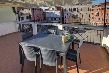 Apartment for 5 People in Venice, Venice Province, Photo 4