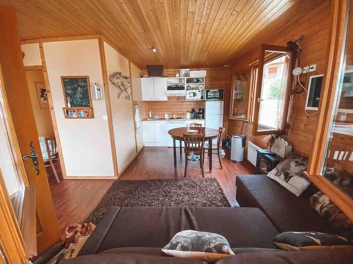 Gîte pour 4 personnes, avec vue ainsi que piscine et balcon à Ignaux - 4