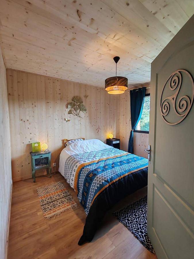 Location de vacances pour 5 personnes, avec jardin ainsi que terrasse et vue, animaux acceptés à Laniscat - 2