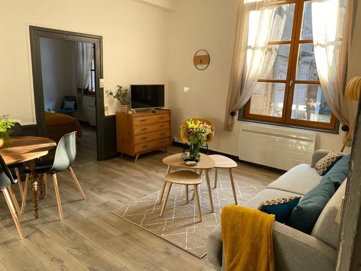 Gîte pour 5 personnes, avec Terrasse à Moulins