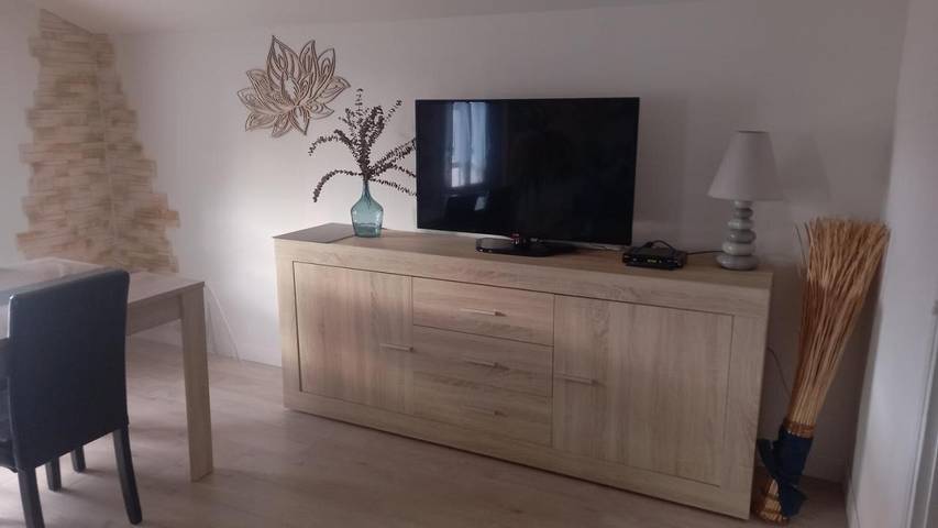 Gîte pour 4 personnes, avec jardin et vue à Saint-Esteben - 2