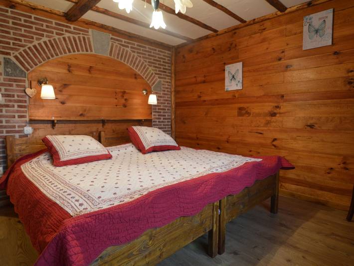 Modernes, geräumiges Ferienhaus in Mettet, Region Namur