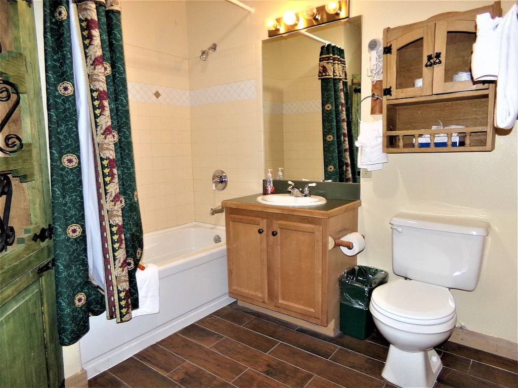 Ganze Wohnung, Gateway 4-Bett plus Dachboden 4 Bad Schlafen 16 in Arapahoe Basin