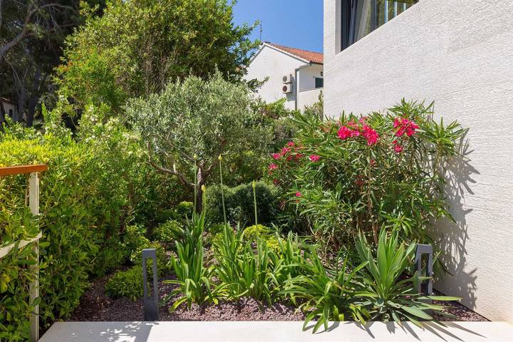 Villa pour 8 personnes, avec balcon à Sutivan - 4