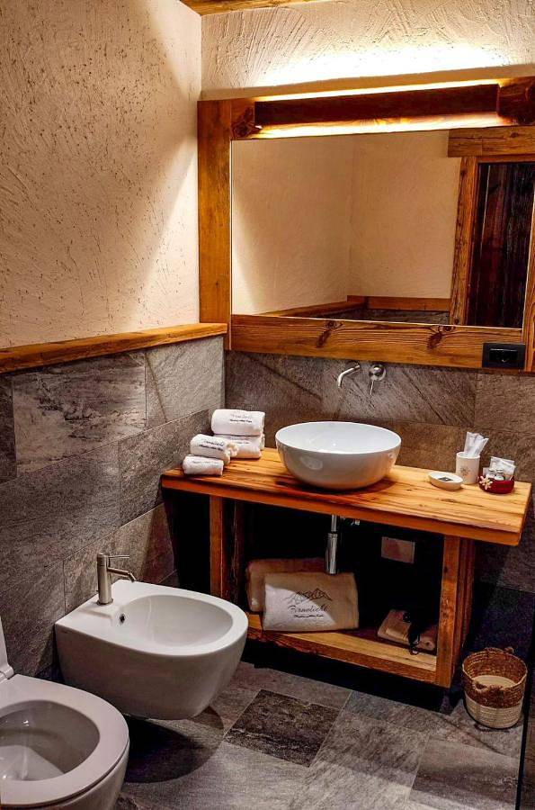 Hôtel pour 2 personnes, avec balcon ainsi que jardin et vue dans Gressoney-Saint-Jean - 3