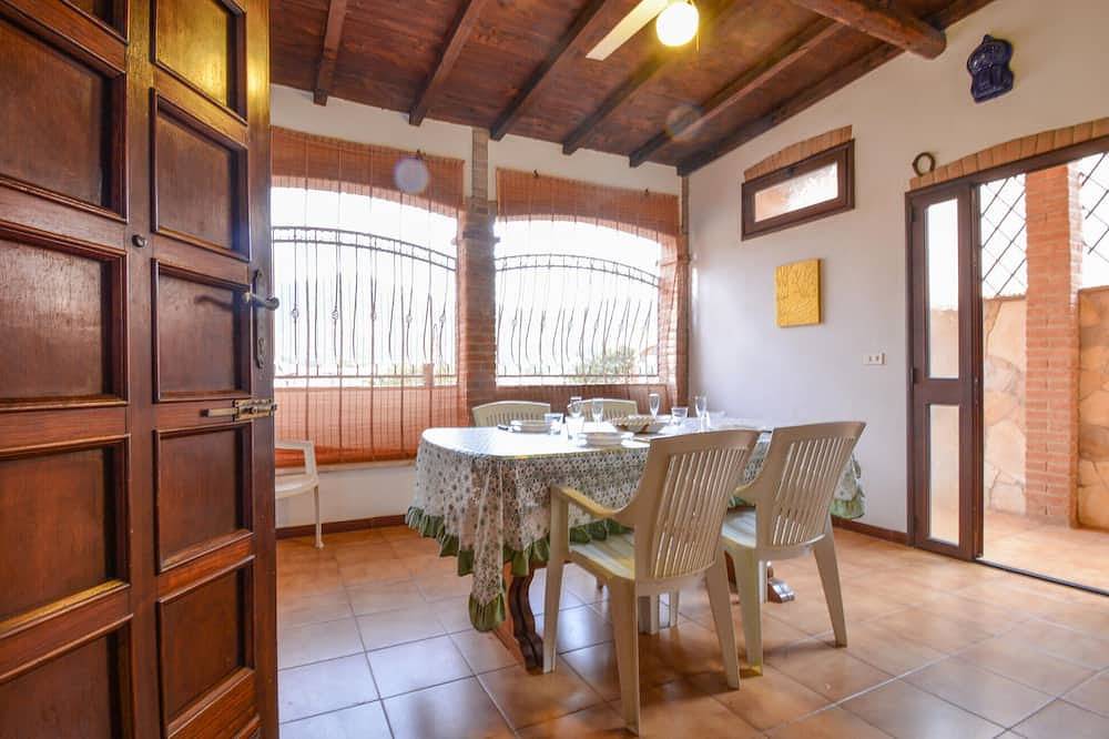 Appartamento intero, Splendido appartamento con 2 camere da. in Solanas, Comune di Sinnai