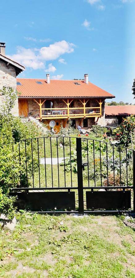 Appartement de vacances pour 3 personnes, avec Terrasse ainsi que Jardin et Vue