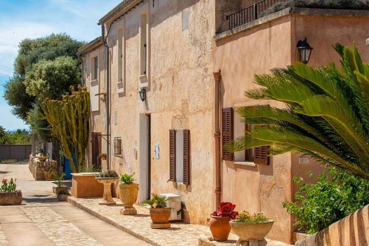 Finca für 8 Personen, mit Terrasse und Garten sowie Pool in Cas Concos - 3