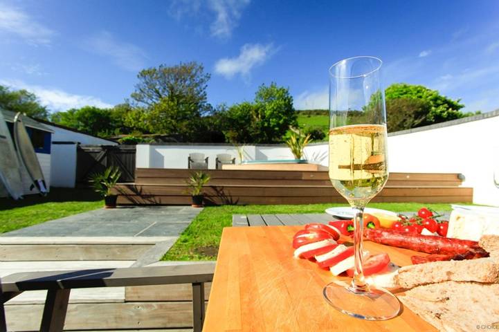 Croyde Wisteria Cottage | 4 Bedrooms in Croyde, Devon