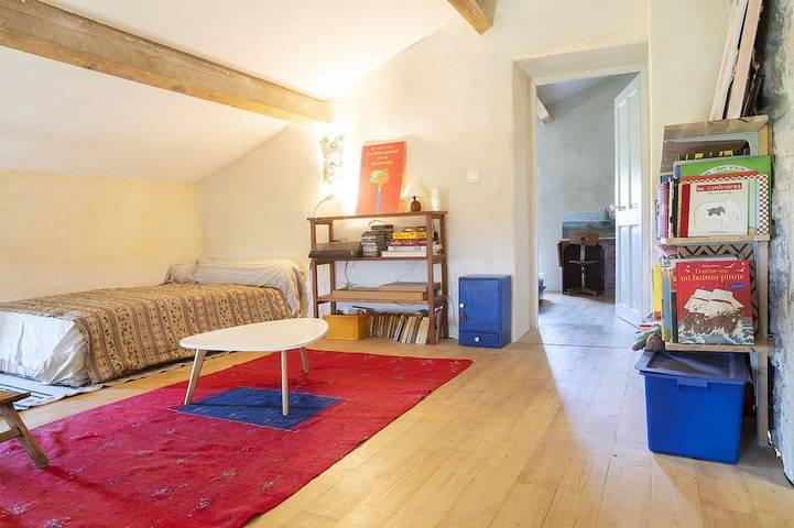 Location de vacances pour 9 personnes, avec jardin et terrasse, animaux acceptés à Labeaume - 4