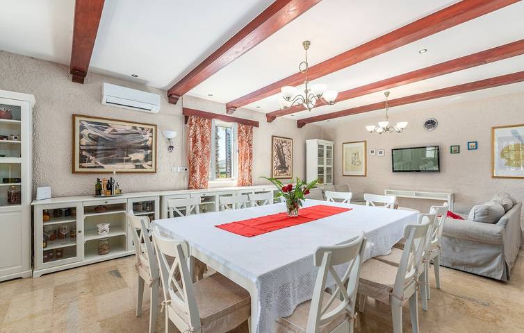 Gîte pour 6 personnes, avec balcon/terrasse et piscine, animaux acceptés à Svetvinčenat - 4
