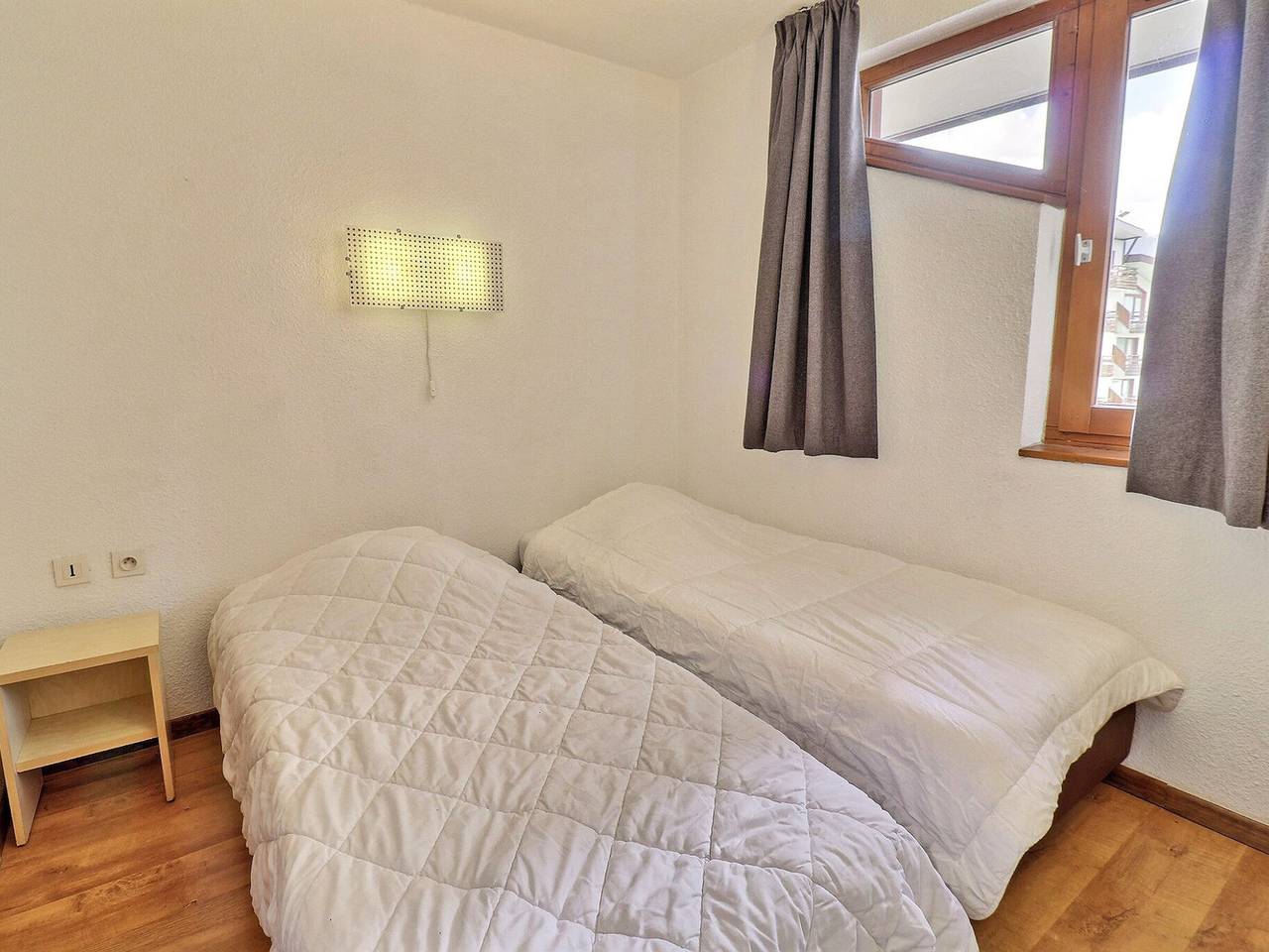Ganze Wohnung, La Tania - Gemütliche Ferienwohnung für 4 Personen, Ski-in/Ski-out, 31m² in La Tania, La Perrière