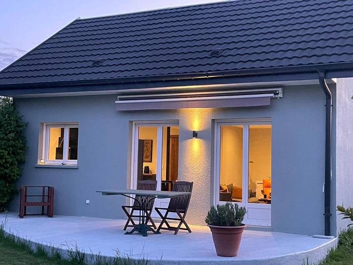 Location de vacances pour 2 personnes, avec Terrasse ainsi que Jardin et Vue à Remoncourt