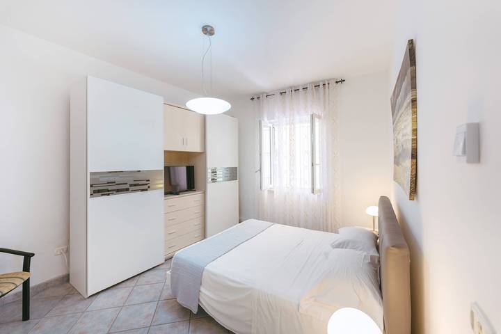 Gîte pour 5 personnes, avec jardin et terrasse à Procida - 4