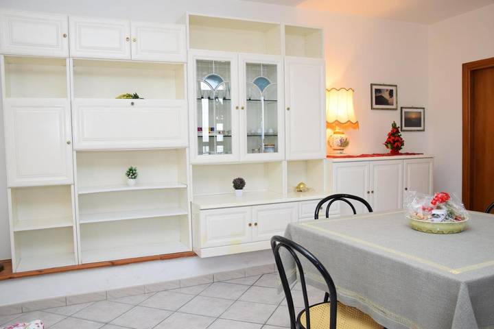 Appartamento per 6 persone, con giardino e panorama in Trevi