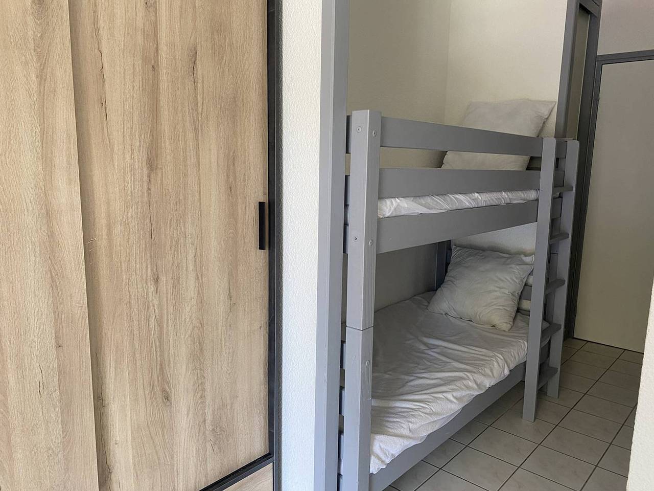 Entire studio, Studio with Terrace and Parking in Canet-en-Roussillon in Canet-en-Roussillon, Côte d'Améthyste