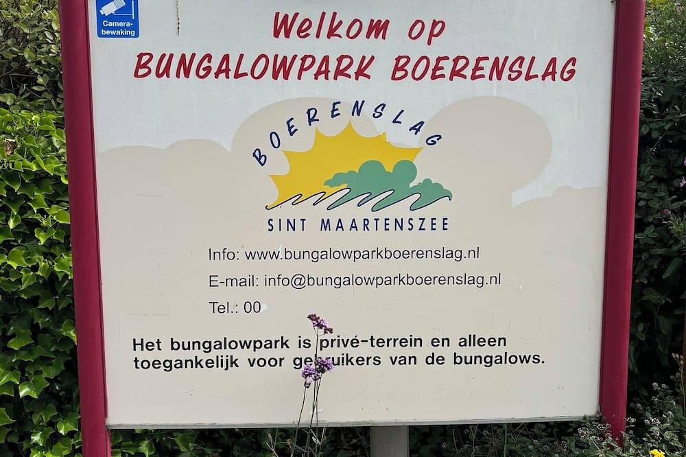 Bungalow direkt an den Dünen des Nordseestrandes in Petten, Noord-Holland - Nordseeküste