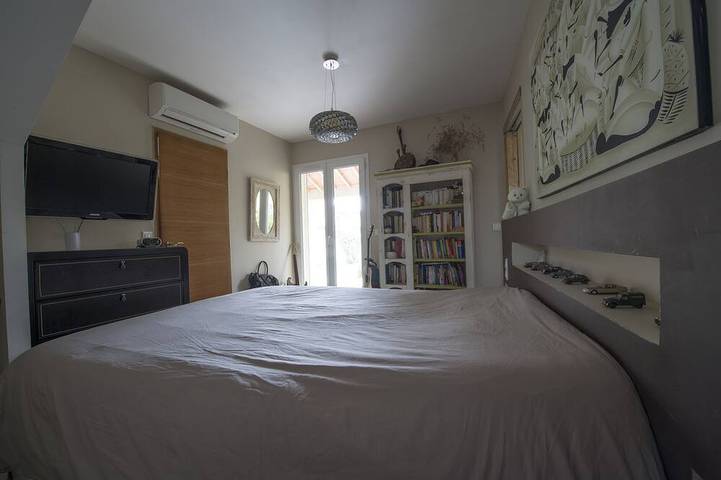 Location de vacances pour 8 personnes, avec terrasse et jardin à Saint-Laurent-d'Aigouze - 4