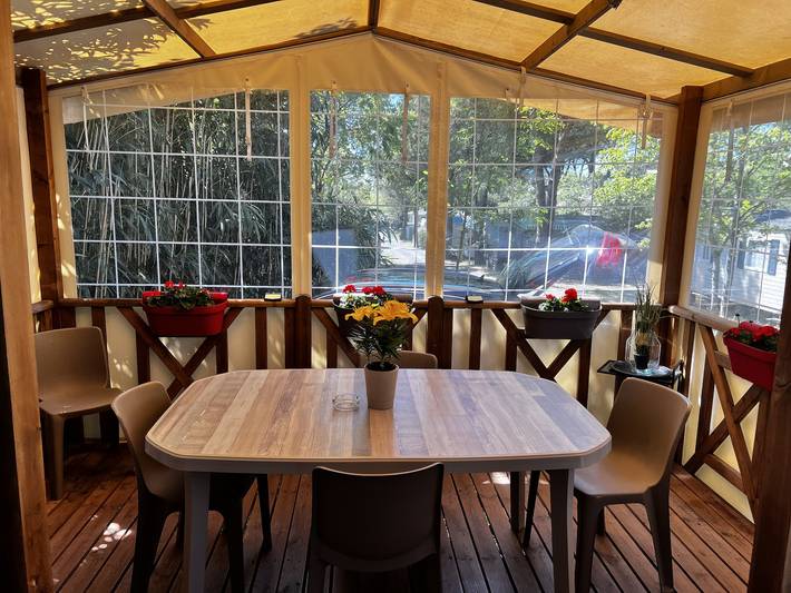 Camping pour 4 personnes, avec vue et balcon/terrasse à Saint-Palais-sur-Mer - 3
