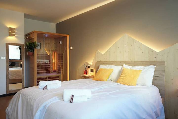 Ganze Wohnung, Suite with Sauna | Piancavallo Center in Piancavallo, Aviano