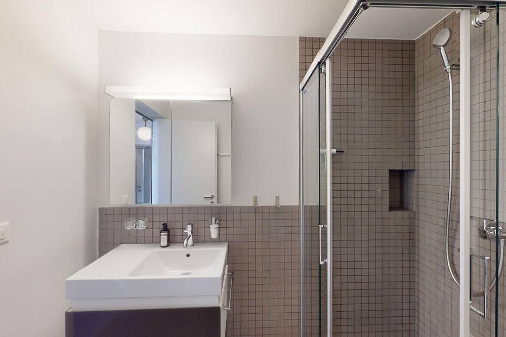 Ganze Wohnung, Spacious apartment with mountain view in Lantsch/Lenz, Plessur Alpen