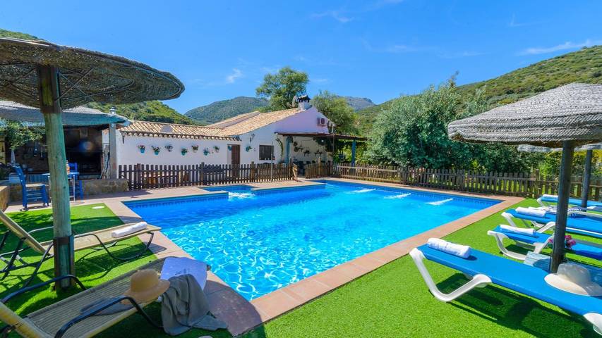 Casa de vacaciones para 11 personas en Carcabuey