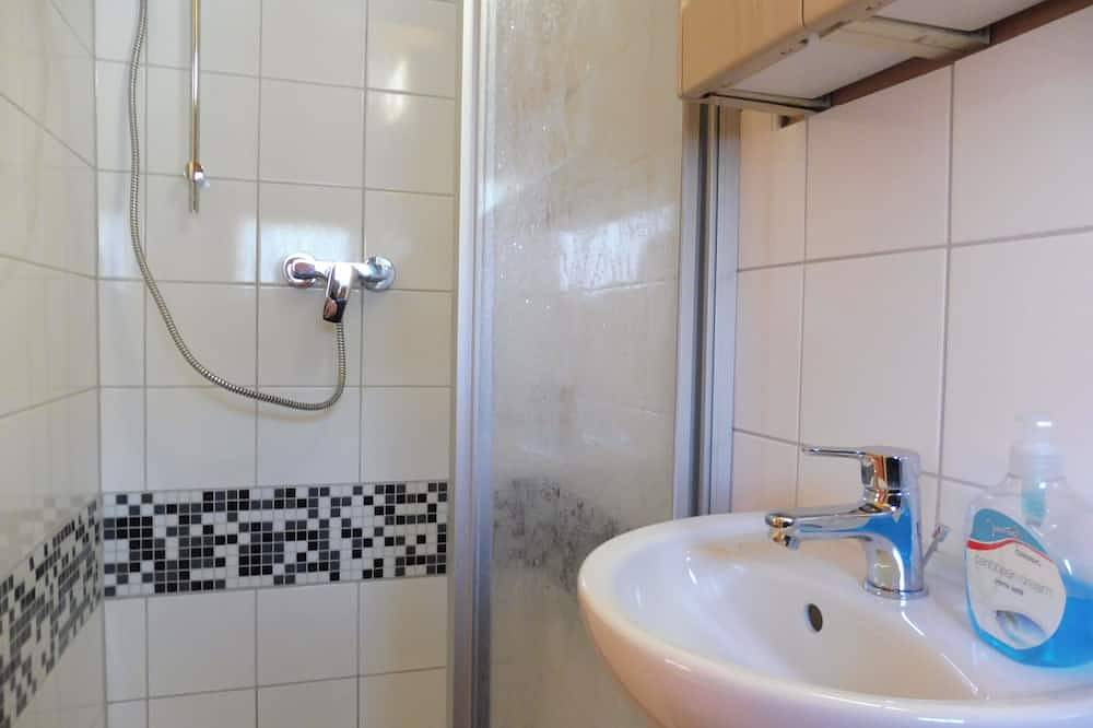 Vacances en gîte traditionnel avec flair - une nouvelle salle d'eau, plage à environ 1 km in Westeraccumersiel, Dornum