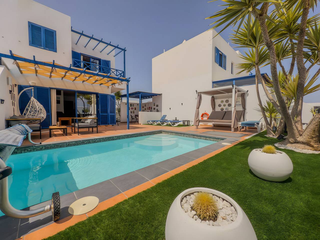 Casa de férias 'Casa De Pato' com terraço privado, jardim privado e Wi-Fi in Blanca Beach, Yaiza