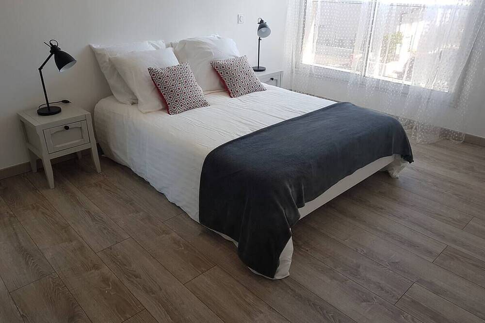 Entire apartment, House T3, near the sea, relaxing setting in Santa-Lucia-di-Moriani, Corte region