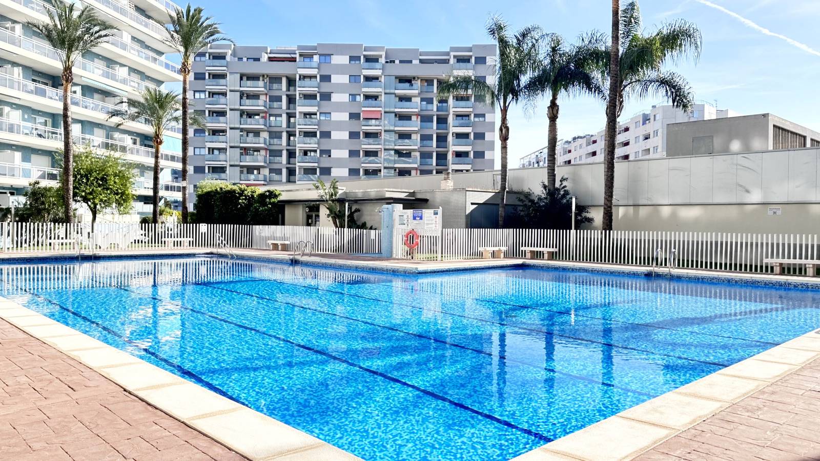 Appartement entier, Athenea Bl-F, esc 2 - 9º - F   /   Playa De Gandia in Gandia, Costa de Valencia