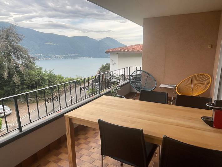 Ferienwohnung für 4 Personen, mit Seeblick und Terrasse in Ronco sopra Ascona