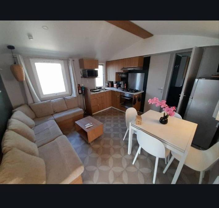 Camping pour 6 personnes, avec Terrasse ainsi que Piscine et Vue
