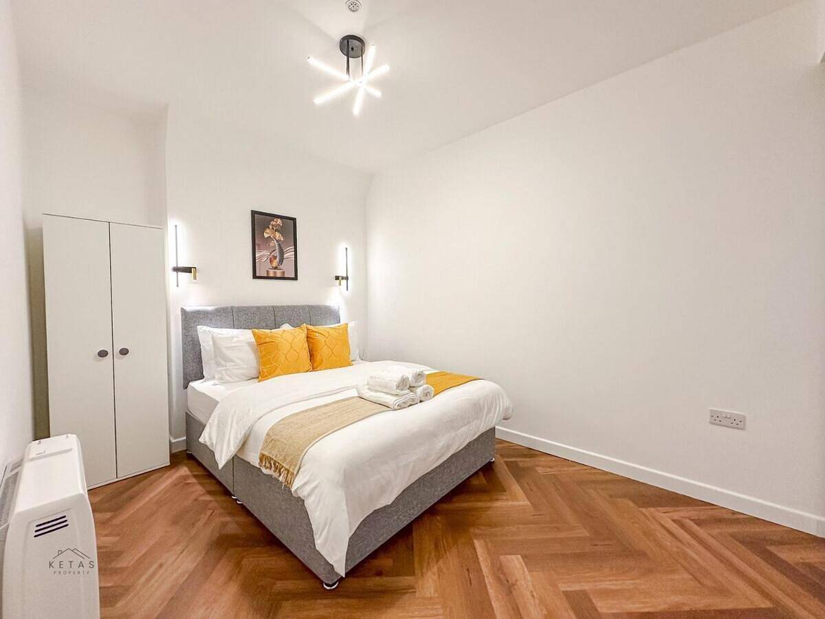 Entire apartment, Two-Bedroom Apartment in Luton, Chiltern Hills
