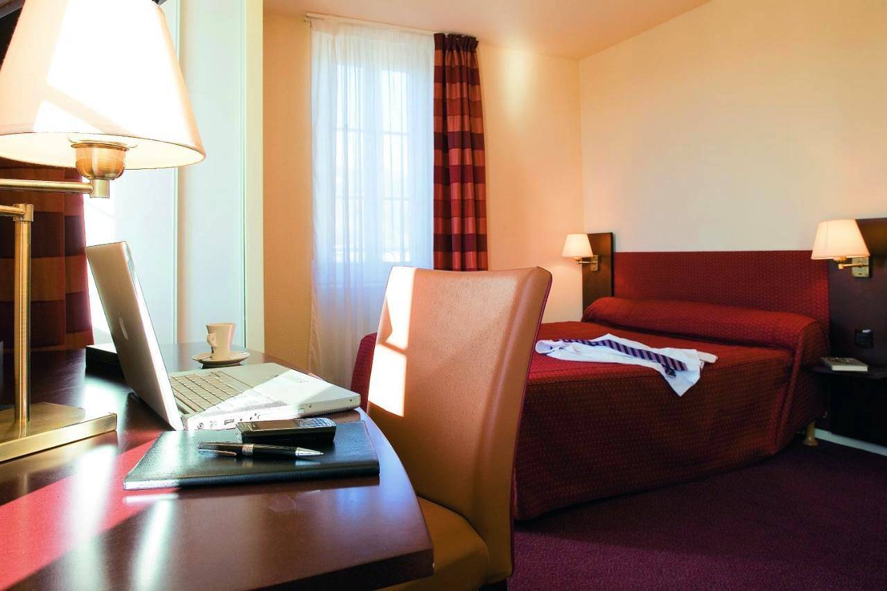 Le Parc Des Fees Hôtel Retaurant & Spa in La Bourboule, Parc naturel régional des Volcans d'Auvergne