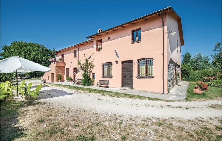 Casa vacanza per 23 persone a Acquasparta