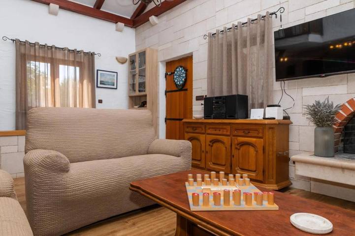 Villa pour 7 personnes, avec Jardin et Piscine à Supetar - 4