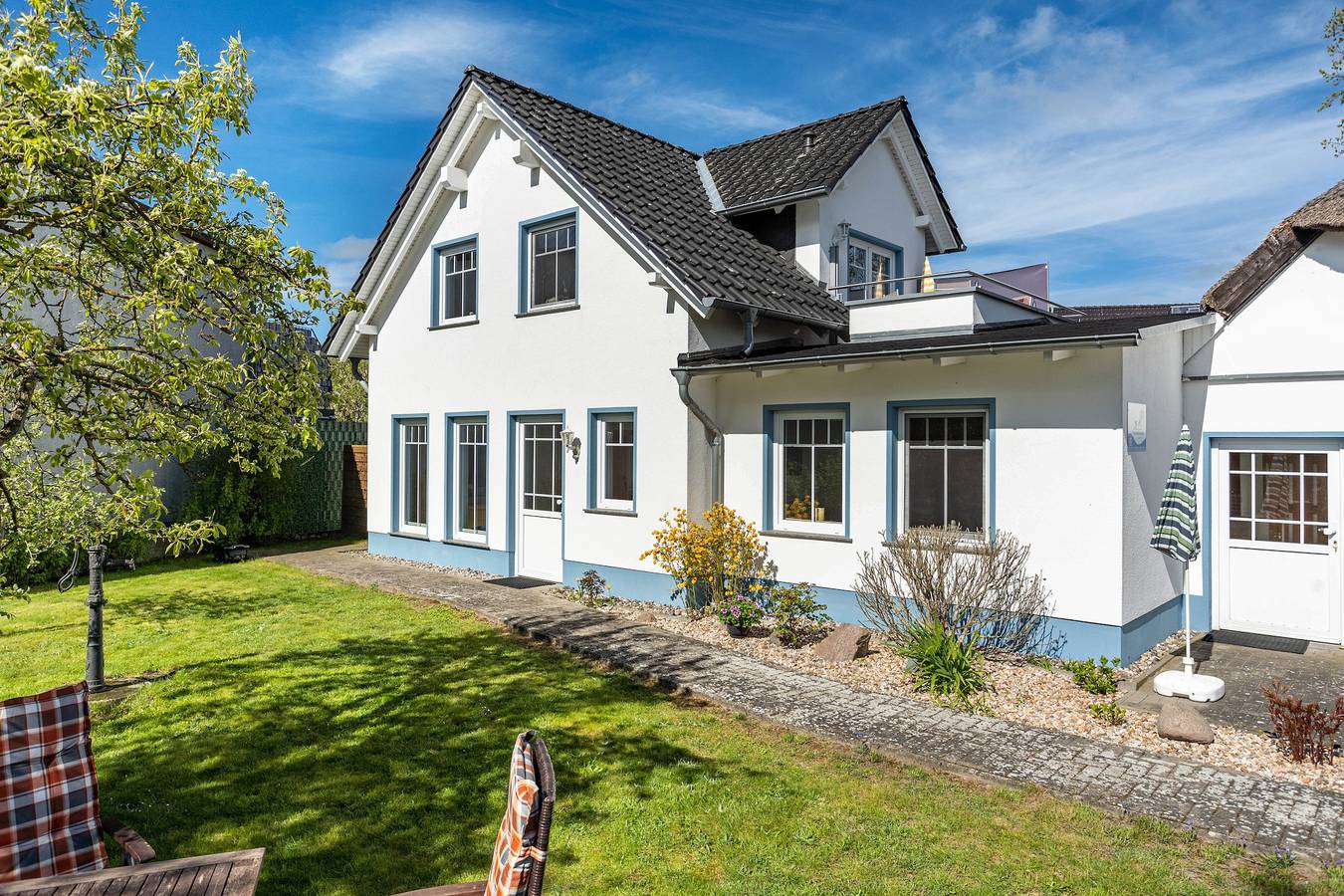 Appartement entier, Appartement "1" avec terrasse privée, jardin partagé et Wi-Fi in Groß Zicker, Mönchgut