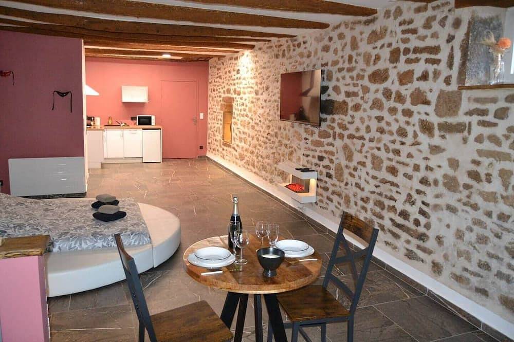 Appartement entier, Logement \"La Reine d'Orel\" in Butte-Grette, Besançon