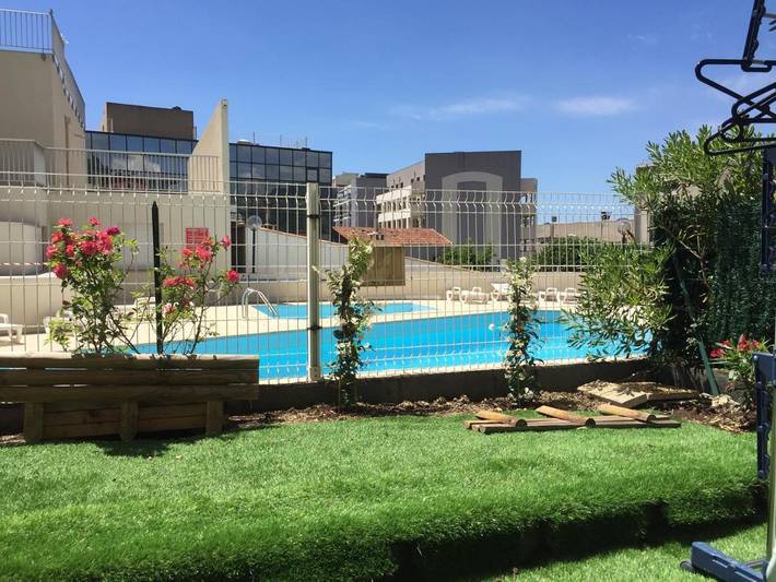 Gîte pour 6 personnes, avec Terrasse ainsi que Jardin et Piscine dans Saint-Roch
