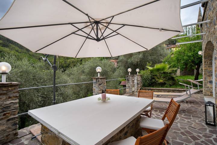 Hel lägenhet, Apartment 'Loggia Oliveto' with Mountain View, Wi-Fi and Air Conditioning in Bosco (Casanova Lerrone), Casanova Lerrone