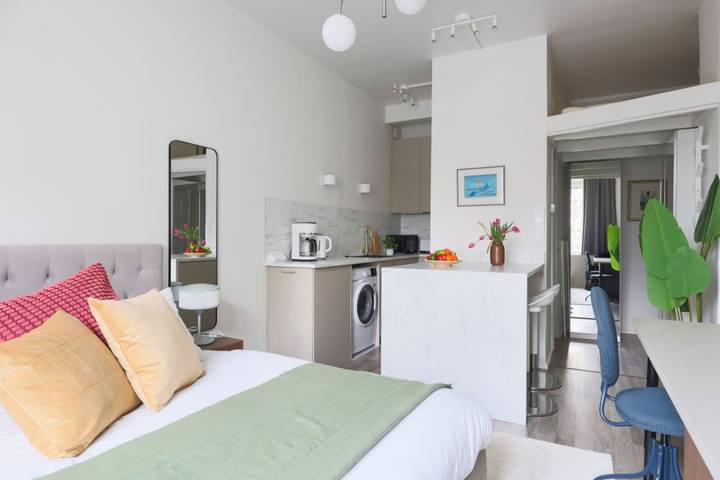 Ganze Wohnung, Stylish Studio in the Heart of Kallio in Helsinki, Uusimaa