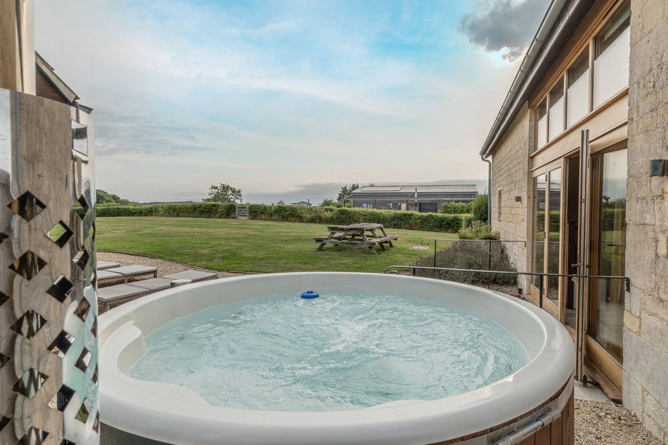 High & Little Barns in Oxfordshire