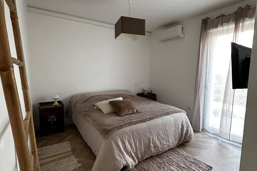 Entire apartment, Apartment near the city center and close to the sea in Peyrestortes, Perpignan region