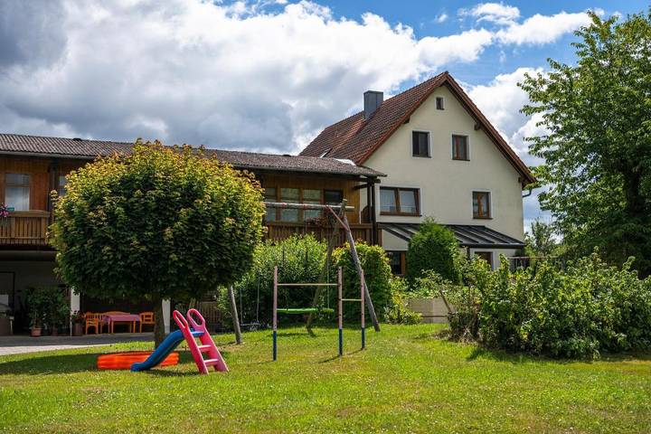Vakantiewoning voor 2 personen, met Balkon en Tuin in Moosbach