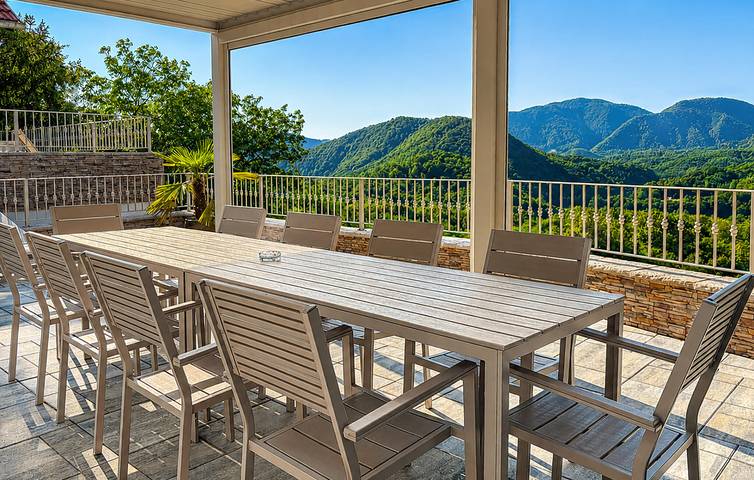 Reizende 2-Zimmer-Wohnung mit Garten, WLAN und Parkplatz in der Nähe des Flusses Bednja in Varazdin
