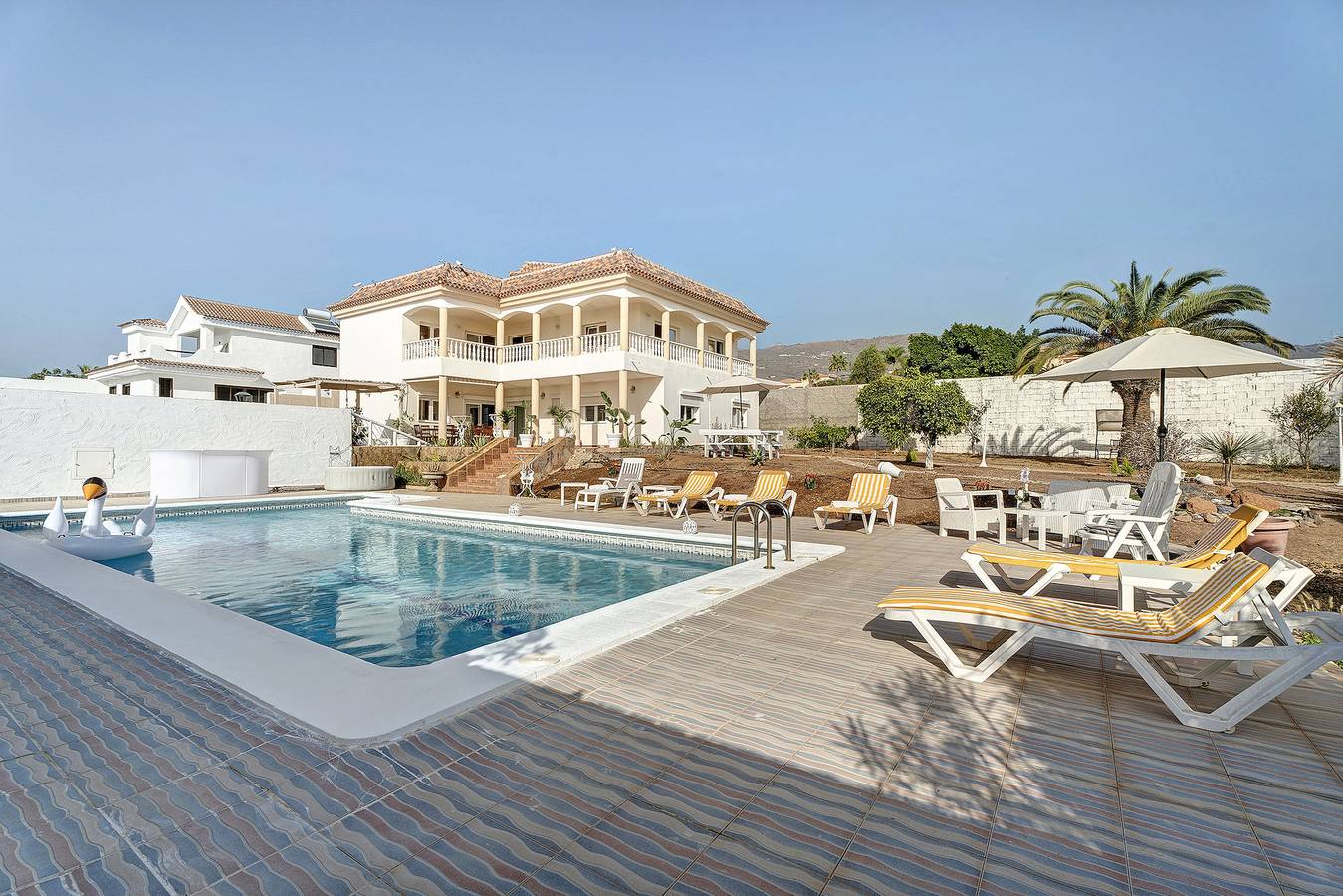 Casa de vacaciones "Villa Luxury El Mirador" con vistas al mar, piscina privada y Wi-Fi in Playa Paraíso, Adeje