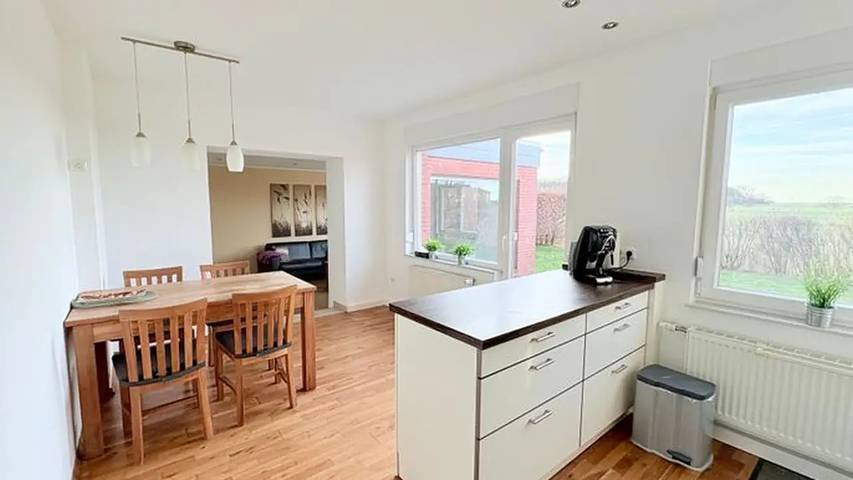 Bungalow für 5 Personen, mit Terrasse und Garten