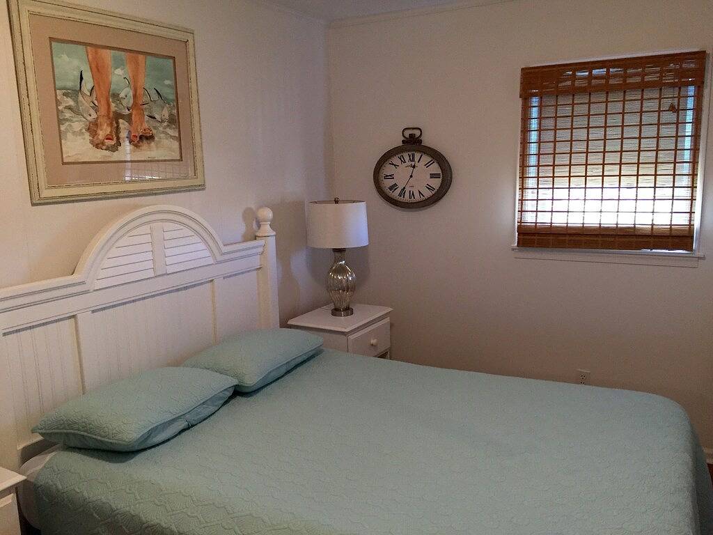 Nur wenige Schritte zum Strand! Boot / Trailer freundlicher Bereich. in Whalebone, Nags Head